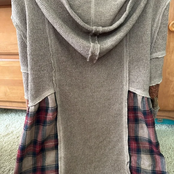 Pol Zip Up Jacket - Picture 2 of 6